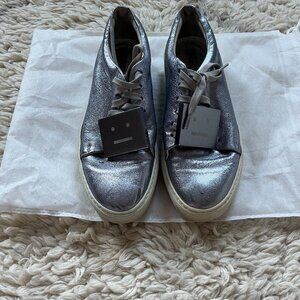 ACNE STUDIOS sneaker purple silver with face logo size 39- super fun!